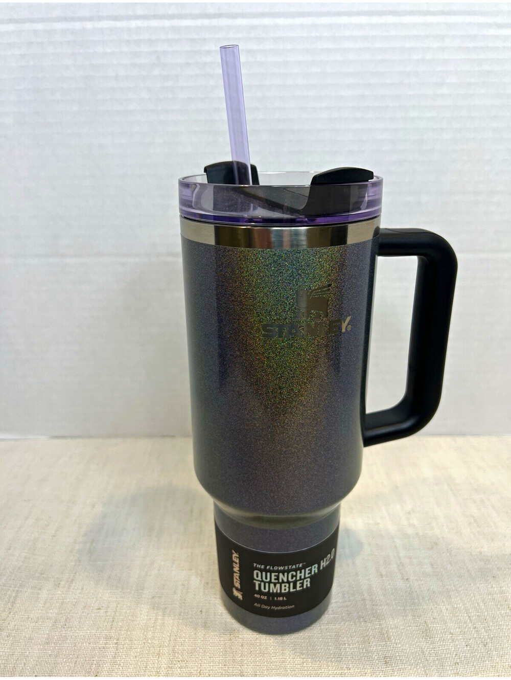 Stanley FlowState Quencher H2.0 40 oz Midnight Glitz Insulated Handle Straw